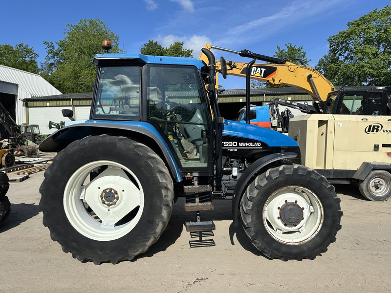 New Holland TS 90 - Traktor: pilt 5 New Holland TS 90 - Traktor: pilt 5