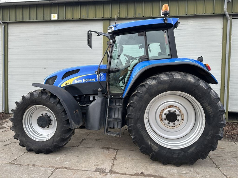 New Holland TVT 195 Dutch registration - Traktor: pilt 2 New Holland TVT 195 Dutch registration - Traktor: pilt 2