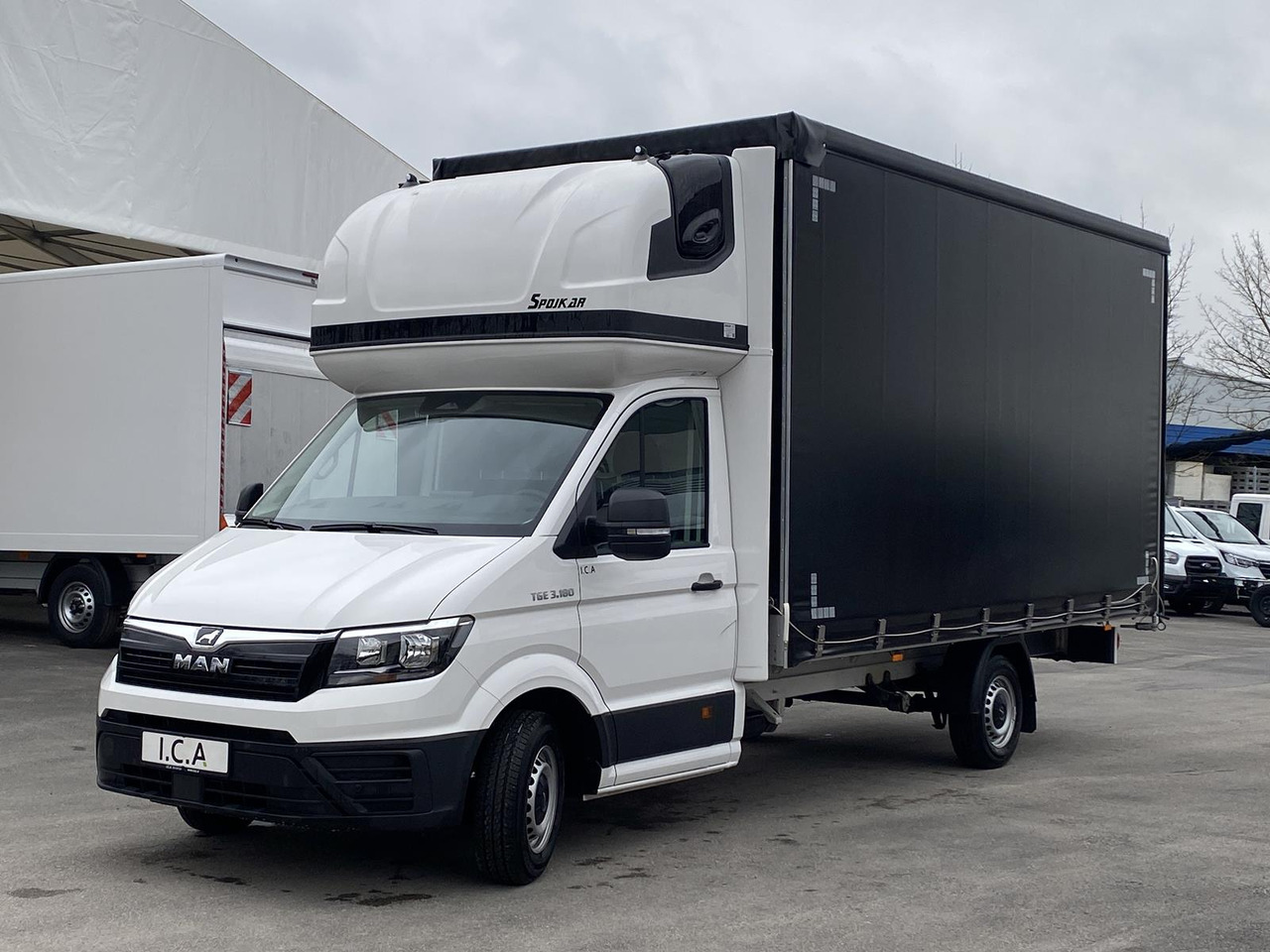 MAN TGE 3.180 L4 2.0 TDI | PRITSCHE PLANE + SCHLAFKABINE - Tent tarbesõiduk: pilt 3 MAN TGE 3.180 L4 2.0 TDI | PRITSCHE PLANE + SCHLAFKABINE - Tent tarbesõiduk: pilt 3