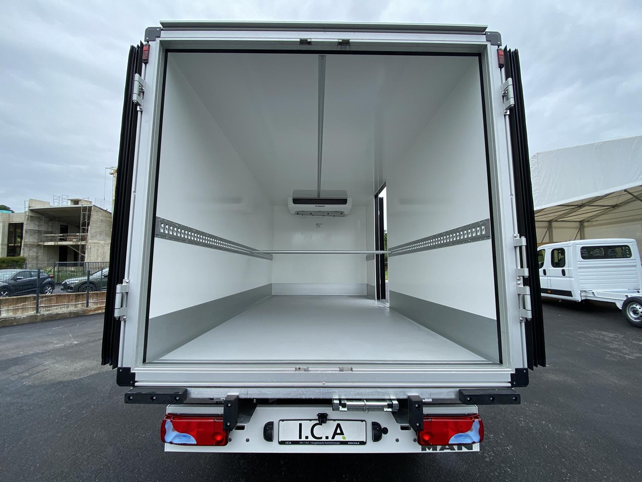MAN TGE 3.180 TIEFKÜHLKOFFER ATP -20C 4100mm - Tarbesõiduk külmik: pilt 5 MAN TGE 3.180 TIEFKÜHLKOFFER ATP -20C 4100mm - Tarbesõiduk külmik: pilt 5