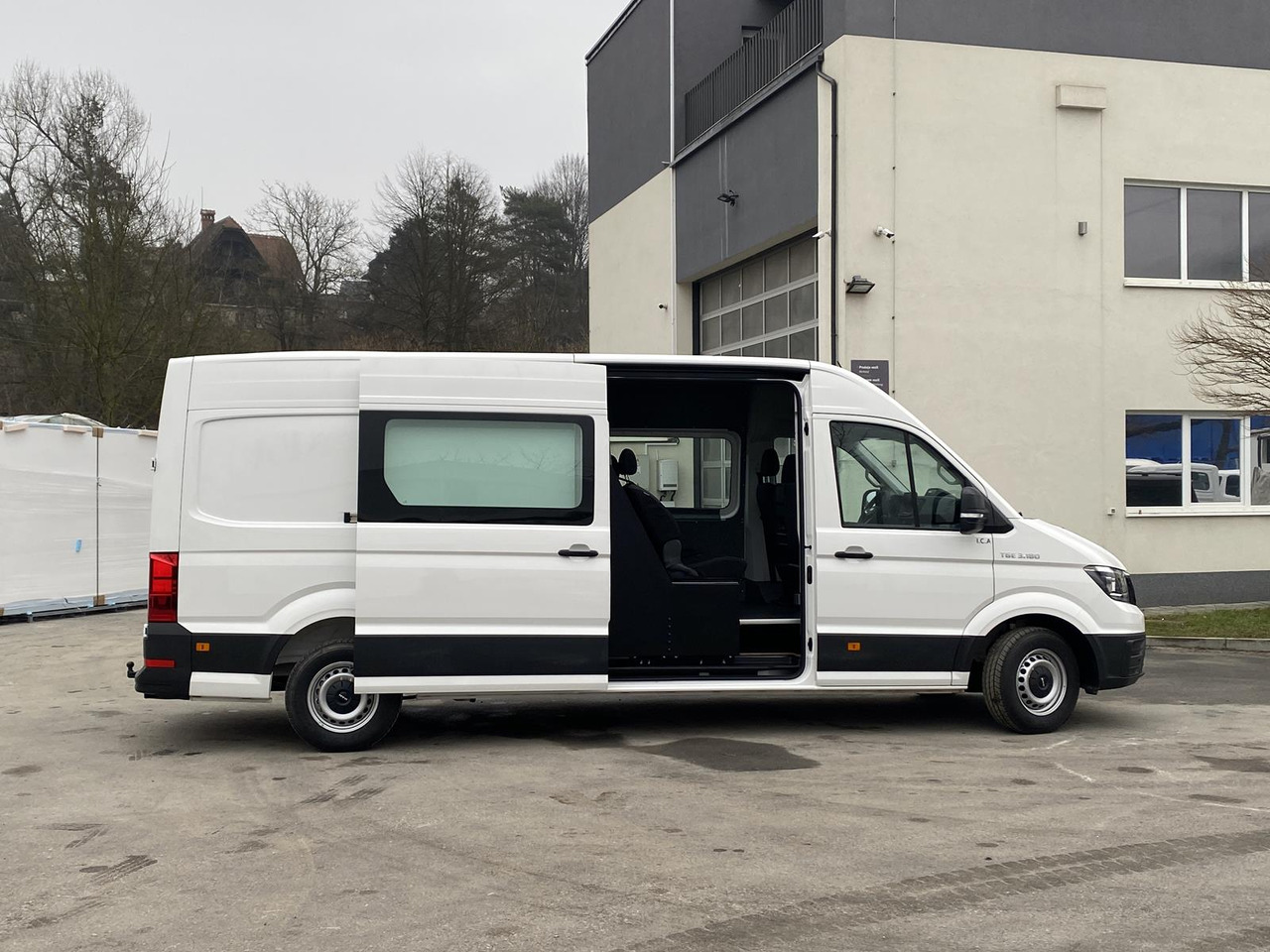 MAN TGE L4H3 180KM | SITZBANK ZWEITE REIHE + FLEXMO EINRICHTUNG - Mikrobuss: pilt 3 MAN TGE L4H3 180KM | SITZBANK ZWEITE REIHE + FLEXMO EINRICHTUNG - Mikrobuss: pilt 3