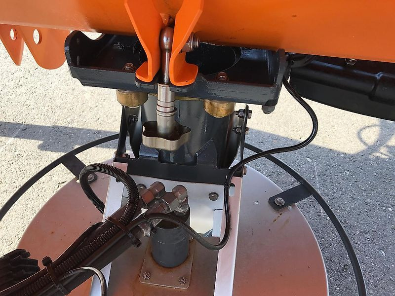 Küpper-Weisser IMS2FD P16010 Streuer - Liiva-/ Soolajaotur: pilt 5 Küpper-Weisser IMS2FD P16010 Streuer - Liiva-/ Soolajaotur: pilt 5