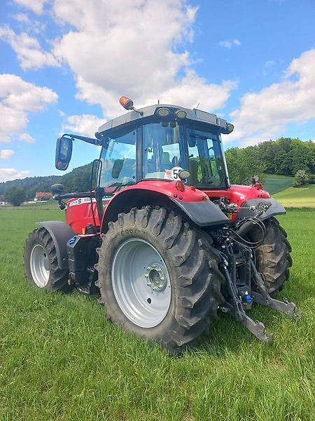 Massey Ferguson MF 6714 S Dyna-VT - Traktor: pilt 4 Massey Ferguson MF 6714 S Dyna-VT - Traktor: pilt 4