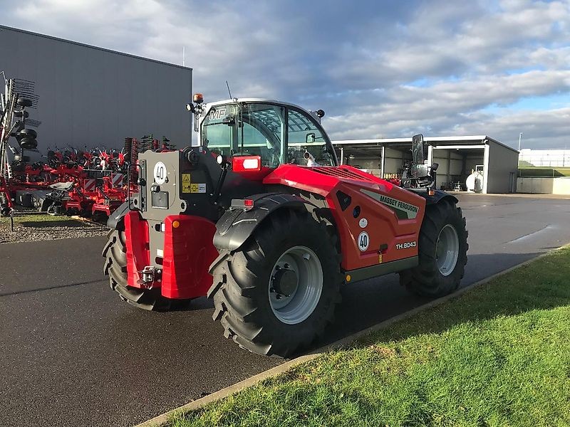 Massey Ferguson MF TH 8043 Exclusive - Teleskooplaadur: pilt 4 Massey Ferguson MF TH 8043 Exclusive - Teleskooplaadur: pilt 4