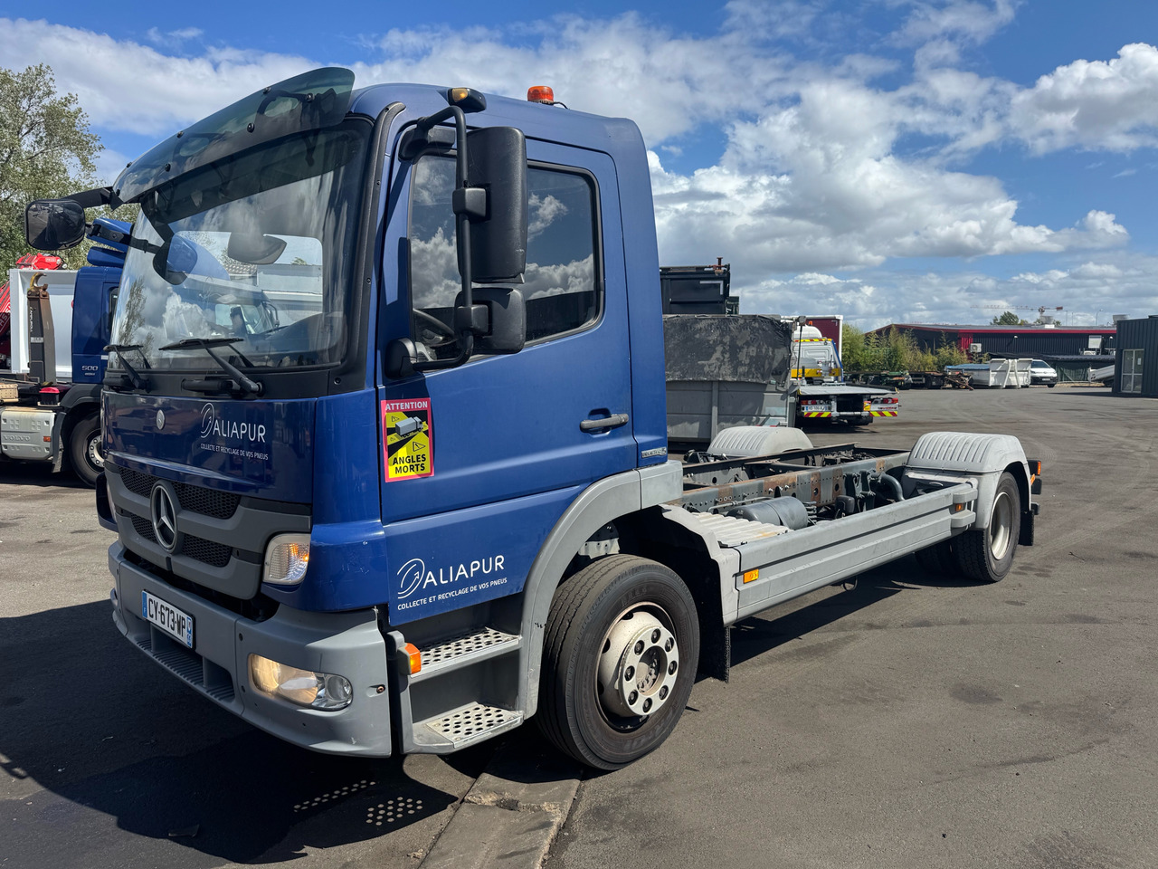 MERCEDES-BENZ atégo - Kabiinišassiiga veoauto: pilt 1 MERCEDES-BENZ atégo - Kabiinišassiiga veoauto: pilt 1