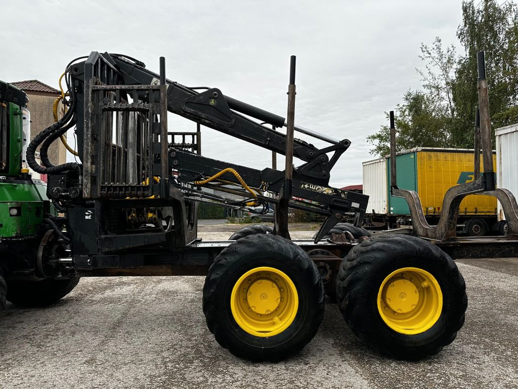 John Deere 1210E 10m CF710 KRAN - Forwarder: pilt 4 John Deere 1210E 10m CF710 KRAN - Forwarder: pilt 4