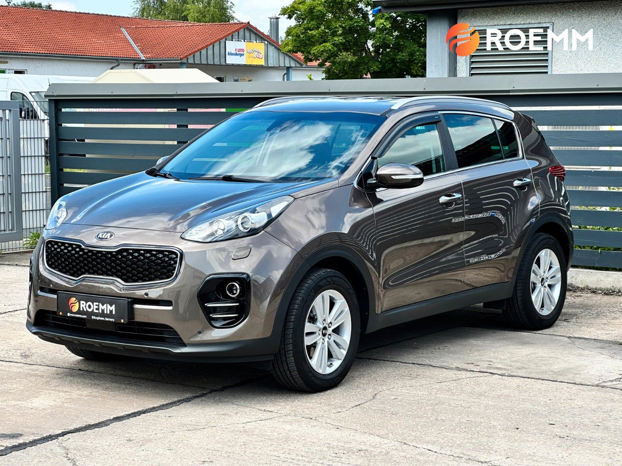 Kia Sportage Spirit 2WD*GARANTIE*JBL*Start/Stopp* - Maastur: pilt 1 Kia Sportage Spirit 2WD*GARANTIE*JBL*Start/Stopp* - Maastur: pilt 1