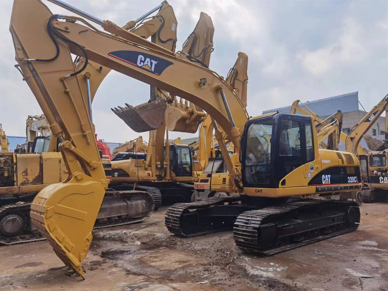 Caterpillar 320 320c 320cl Used Excavator CAT 320D 320D2 320GC Crawler in Excellent Work Performance - Lintekskavaator: pilt 4 Caterpillar 320 320c 320cl Used Excavator CAT 320D 320D2 320GC Crawler in Excellent Work Performance - Lintekskavaator: pilt 4