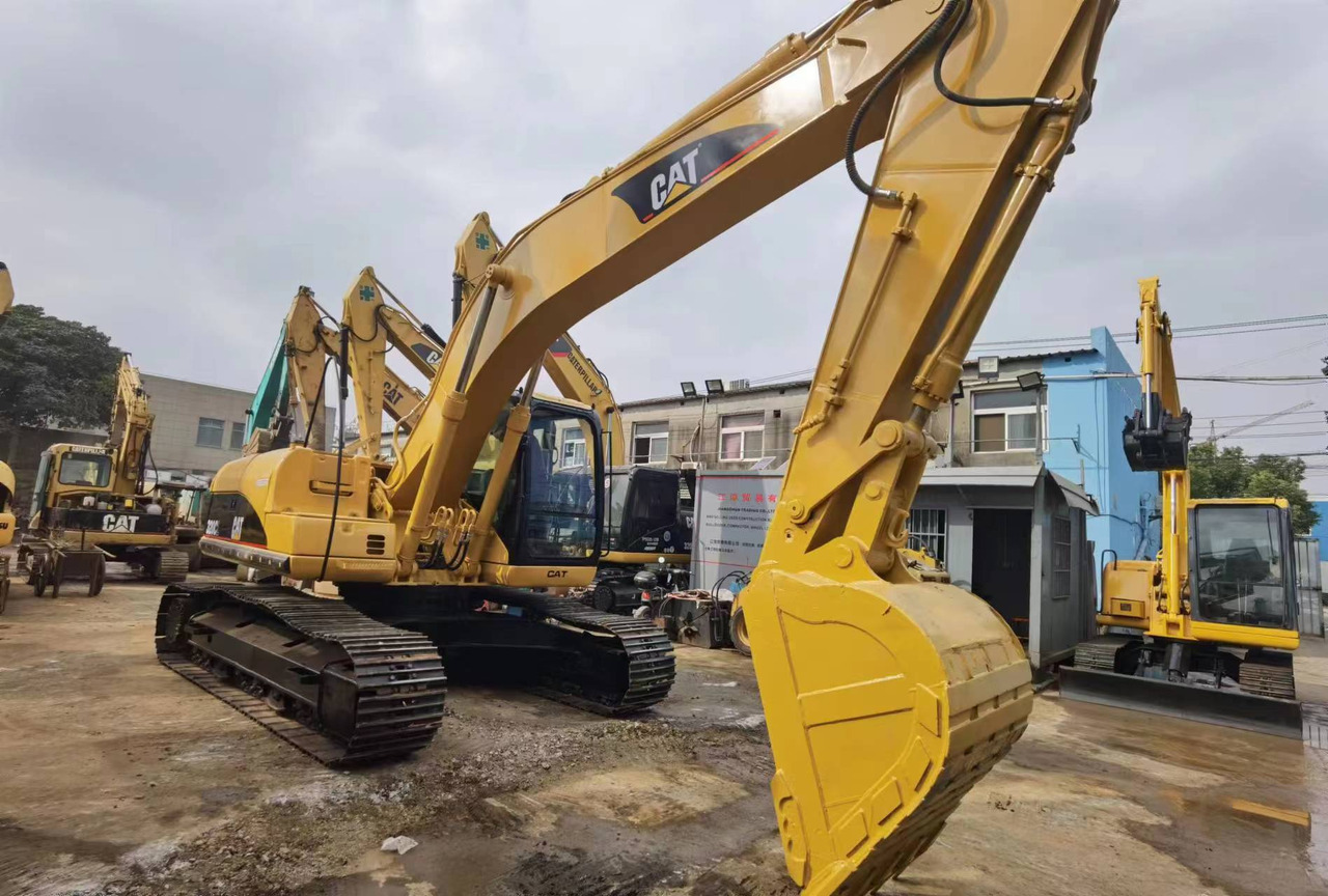 Caterpillar 320C 320CL 320BL Used Excavator CAT 320D 320D2 320GC 20 Ton Crawler Excavator - Lintekskavaator: pilt 3 Caterpillar 320C 320CL 320BL Used Excavator CAT 320D 320D2 320GC 20 Ton Crawler Excavator - Lintekskavaator: pilt 3
