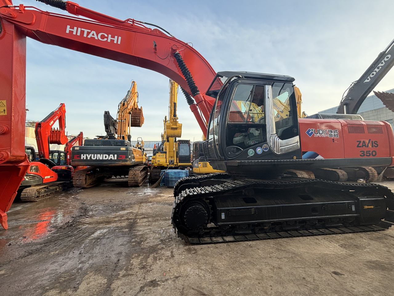 Hitachi ZX350 Used Excavator Hitachi 35 ton Secondhand Crawler Excavators Zx60 zx70 Zx120 Zx130 zx210 zx240 Zx300 zx850 - Lintekskavaator: pilt 2 Hitachi ZX350 Used Excavator Hitachi 35 ton Secondhand Crawler Excavators Zx60 zx70 Zx120 Zx130 zx210 zx240 Zx300 zx850 - Lintekskavaator: pilt 2