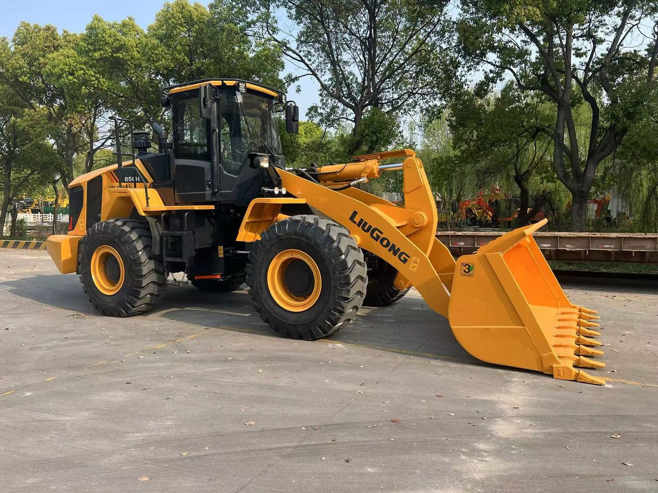 Liugong CLG 856H used wheel loader with cummins engine - Rataslaadur: pilt 1 Liugong CLG 856H used wheel loader with cummins engine - Rataslaadur: pilt 1