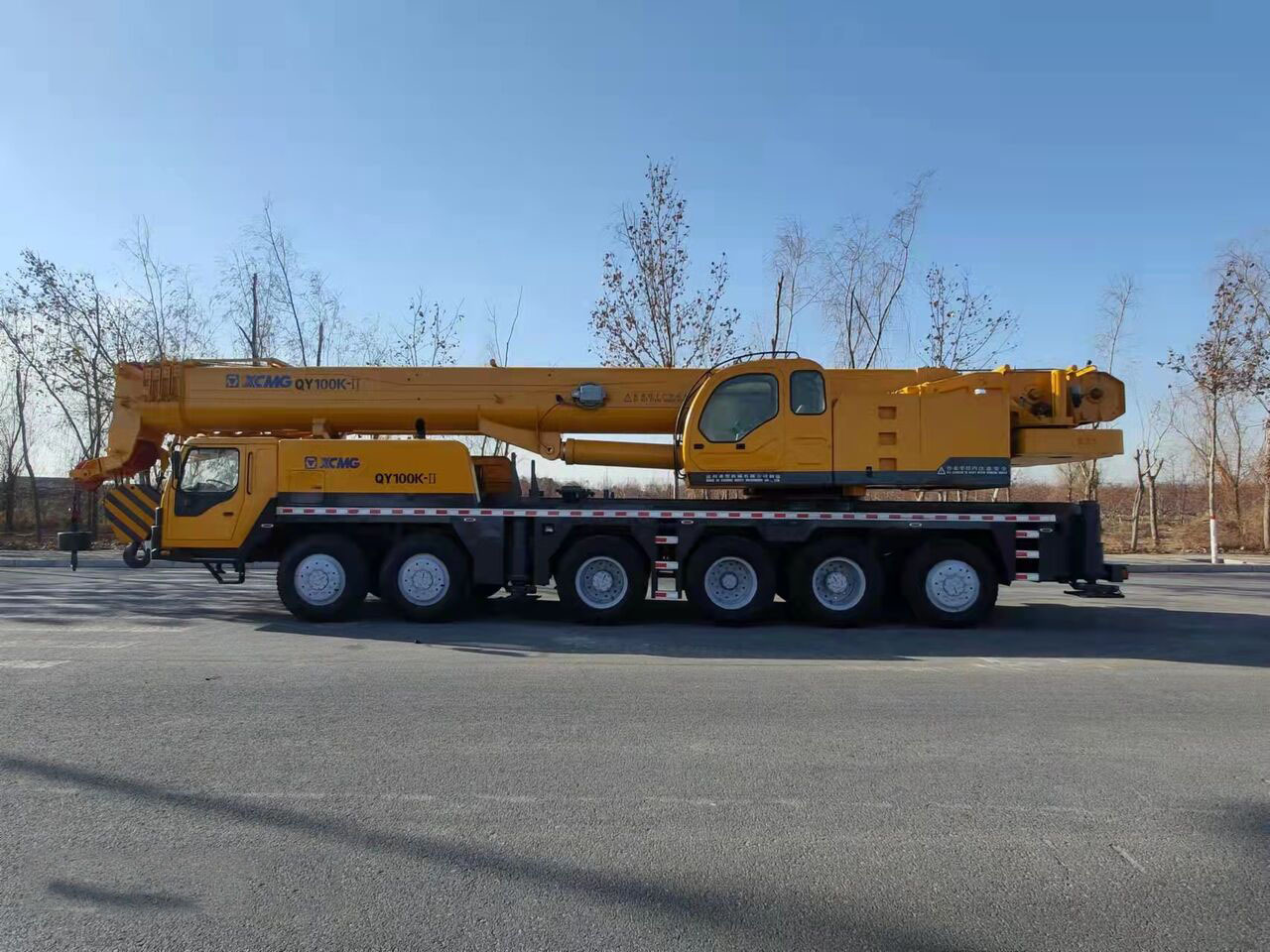 XCMG 100 Ton used truck crane QY100 with 68 meter telescopic boom on sale - Autokraana: pilt 3 XCMG 100 Ton used truck crane QY100 with 68 meter telescopic boom on sale - Autokraana: pilt 3