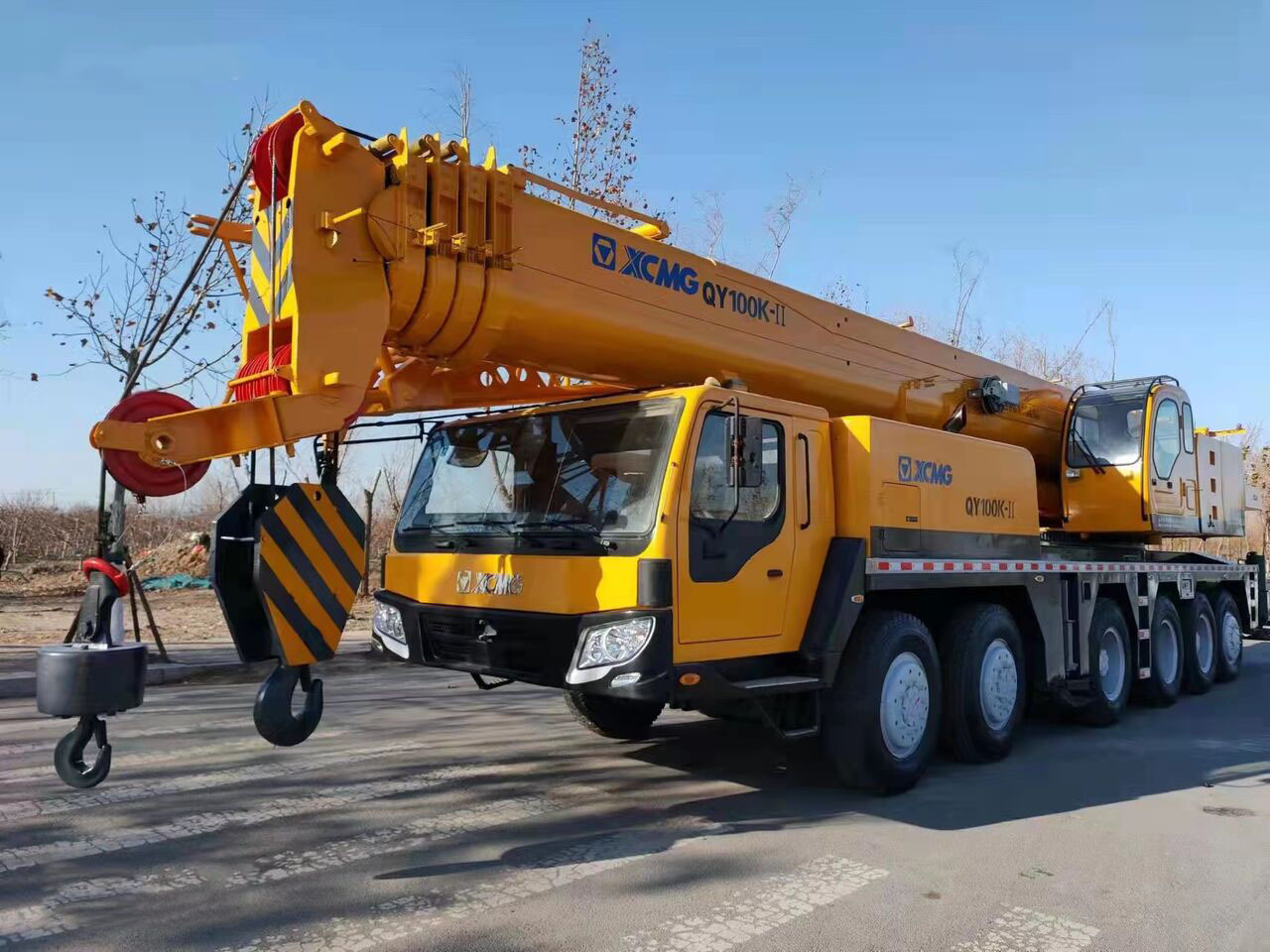 XCMG 100 Ton used truck crane QY100 with 68 meter telescopic boom on sale - Autokraana: pilt 1 XCMG 100 Ton used truck crane QY100 with 68 meter telescopic boom on sale - Autokraana: pilt 1