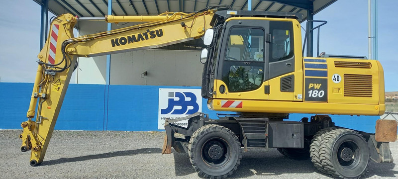 Komatsu PW180-10 - Ratastel ekskavaator: pilt 1 Komatsu PW180-10 - Ratastel ekskavaator: pilt 1