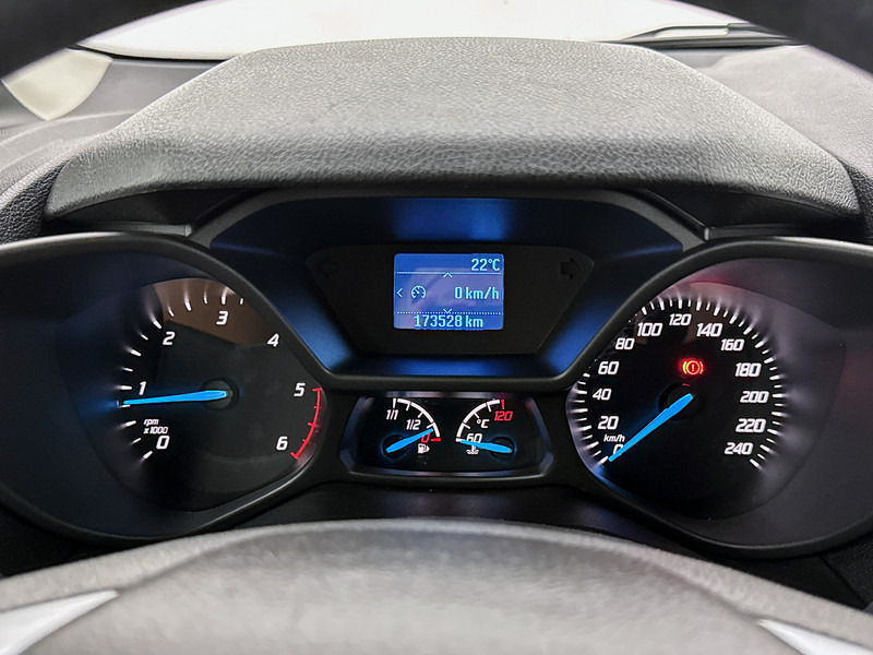 Ford Transit Connect 1.6 TDCI L1 Betimmering Parkeersensoren Imperiaal - Väike kaubik: pilt 5 Ford Transit Connect 1.6 TDCI L1 Betimmering Parkeersensoren Imperiaal - Väike kaubik: pilt 5
