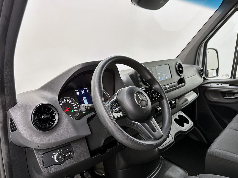 Mercedes-Benz Sprinter 315 1.9 CDI L2H2 Automaat Navigatie Luchtgeveerde stoel Camera Sidebars Cruise control Airco MBUX - Kaubik: pilt 4 Mercedes-Benz Sprinter 315 1.9 CDI L2H2 Automaat Navigatie Luchtgeveerde stoel Camera Sidebars Cruise control Airco MBUX - Kaubik: pilt 4
