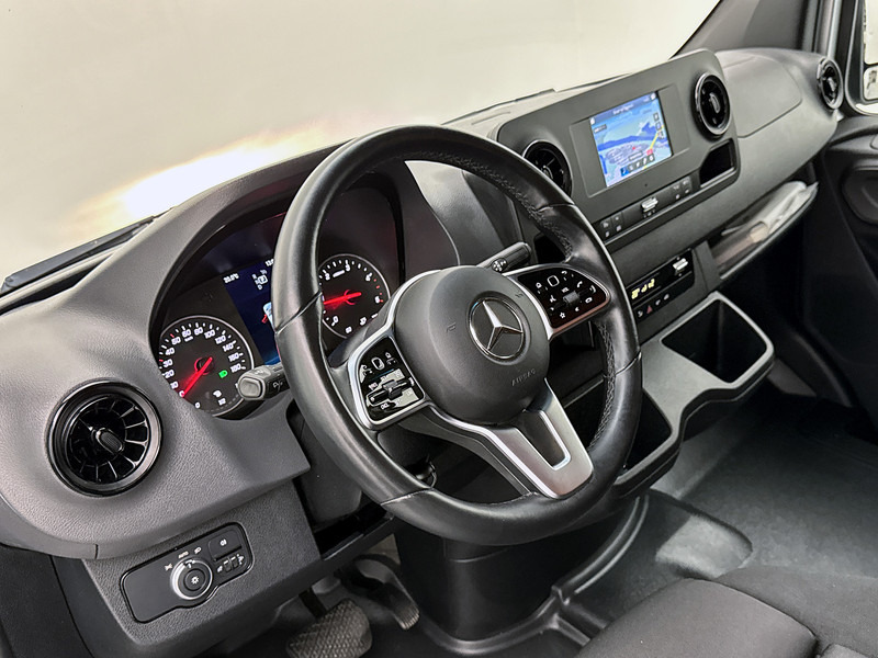 Mercedes-Benz Sprinter 315cdi L3H2 Navigatie Achteruitrijcamera Betimmering Apple Carplay/Android Auto - Kaubik: pilt 4 Mercedes-Benz Sprinter 315cdi L3H2 Navigatie Achteruitrijcamera Betimmering Apple Carplay/Android Auto - Kaubik: pilt 4