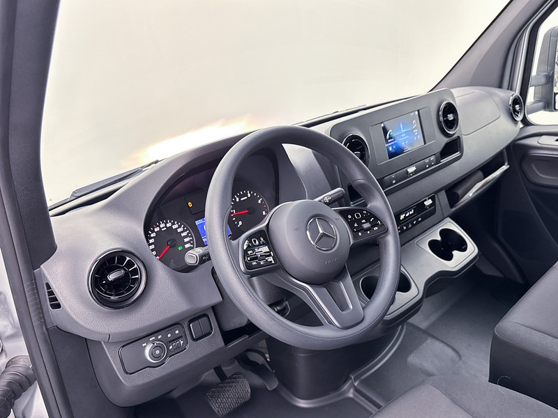 Mercedes-Benz Sprinter 517 1.9 CDI Bakwagen Meubelbak 1000KG Laadklep Apple Carplay/Android Auto Cruise Control - Tarbesõiduk furgoon: pilt 5 Mercedes-Benz Sprinter 517 1.9 CDI Bakwagen Meubelbak 1000KG Laadklep Apple Carplay/Android Auto Cruise Control - Tarbesõiduk furgoon: pilt 5