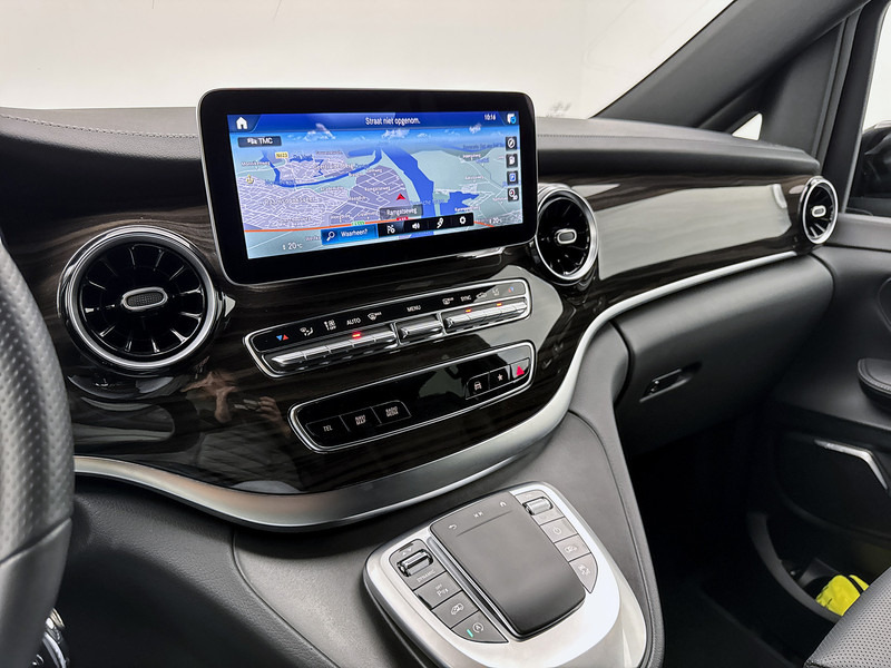 Mercedes-Benz V-Klasse 300d 4-MATIC DC Extra Lang Avantgarde AMG line Memory seats Airmatic Nappa leder Burmester - Kaubik, Meeskonnaauto: pilt 5 Mercedes-Benz V-Klasse 300d 4-MATIC DC Extra Lang Avantgarde AMG line Memory seats Airmatic Nappa leder Burmester - Kaubik, Meeskonnaauto: pilt 5