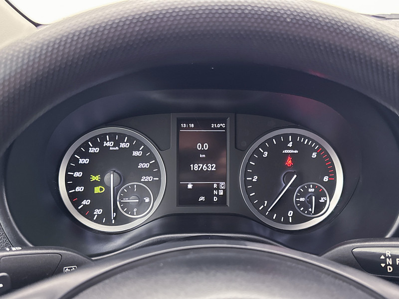 Mercedes-Benz Vito 114 CDI Lang Automaat Betimmering Cruise control Carplay/Androidauto - Väike kaubik: pilt 5 Mercedes-Benz Vito 114 CDI Lang Automaat Betimmering Cruise control Carplay/Androidauto - Väike kaubik: pilt 5