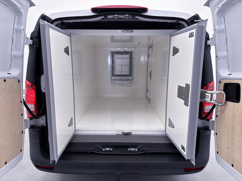 Mercedes-Benz Vito 116 CDI L2 Pro Vebabox koeling Trekhaak Multibeam LED Betimmering Achteruitrijcamera met Parkeersensoren - Tarbesõiduk külmik: pilt 4 Mercedes-Benz Vito 116 CDI L2 Pro Vebabox koeling Trekhaak Multibeam LED Betimmering Achteruitrijcamera met Parkeersensoren - Tarbesõiduk külmik: pilt 4