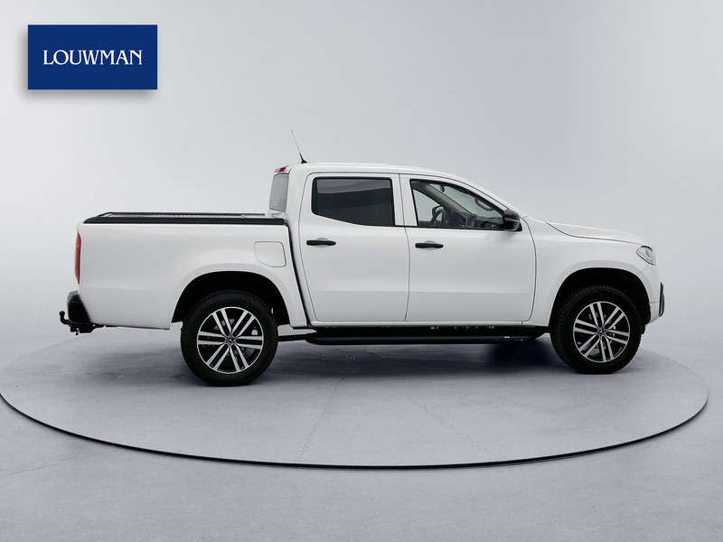 Mercedes-Benz X-Klasse 220 d 4-MATIC Pure Roll-cover 3.5t trekhaak Camera Stoelverwarming - Pikap: pilt 3 Mercedes-Benz X-Klasse 220 d 4-MATIC Pure Roll-cover 3.5t trekhaak Camera Stoelverwarming - Pikap: pilt 3