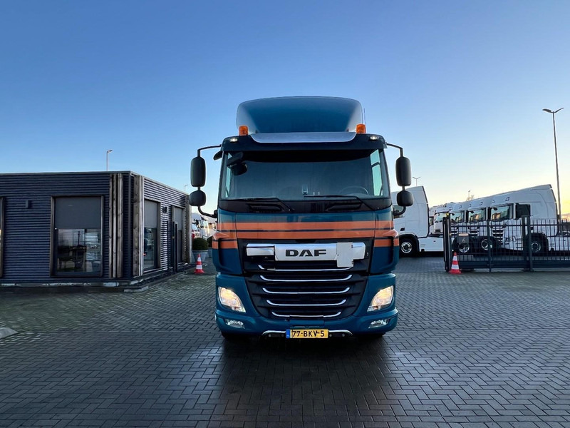 DAF CF85 6x2 containersysteem Only 350.000km / HIAB XR 26S Haakarmsyteem - Konkstõstukiga veoauto: pilt 2 DAF CF85 6x2 containersysteem Only 350.000km / HIAB XR 26S Haakarmsyteem - Konkstõstukiga veoauto: pilt 2