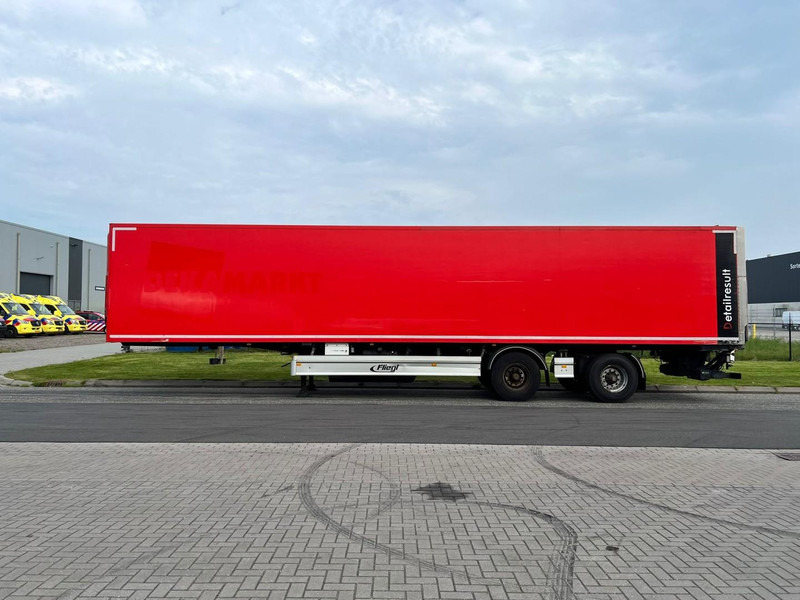 Fliegl SZS 330 Gesloten oplegger 2 Axle / / Ladklep - Furgoonpoolhaagis: pilt 5 Fliegl SZS 330 Gesloten oplegger 2 Axle / / Ladklep - Furgoonpoolhaagis: pilt 5