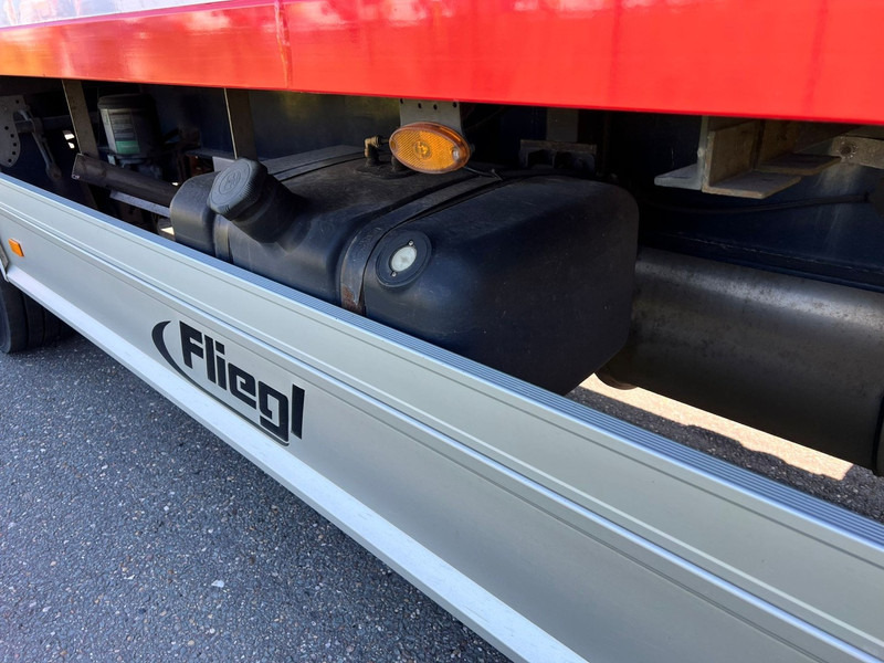 Fliegl SZS350 2 assige koeloplegger - Külmutiga poolhaagis: pilt 5 Fliegl SZS350 2 assige koeloplegger - Külmutiga poolhaagis: pilt 5