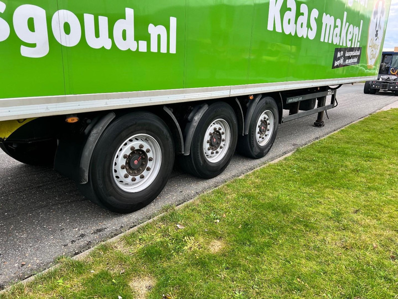 Kögel 3 - assige koeloplegger Lift axle / Carrier Vector 1950 - Külmutiga poolhaagis: pilt 5 Kögel 3 - assige koeloplegger Lift axle / Carrier Vector 1950 - Külmutiga poolhaagis: pilt 5