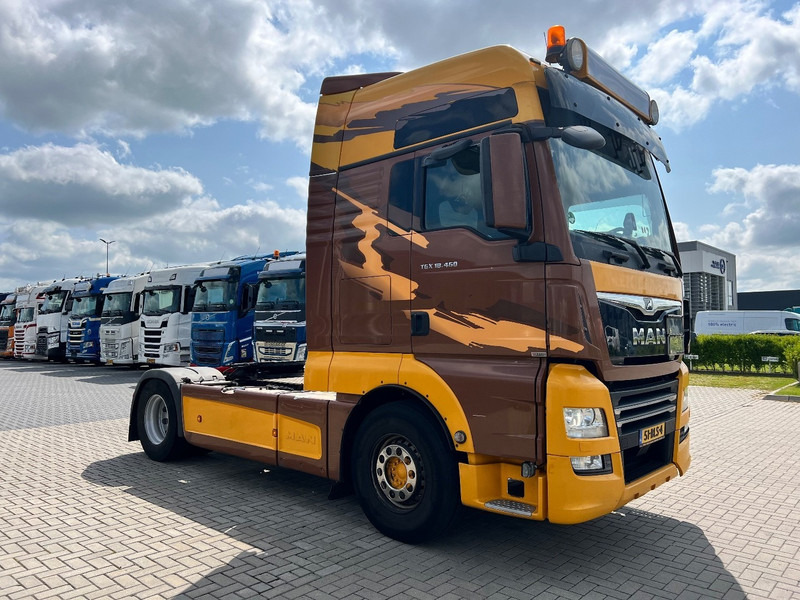 MAN TGX 18.460 4x2 trekker XXL / 2X Tank / ADR - Sadulveok: pilt 3 MAN TGX 18.460 4x2 trekker XXL / 2X Tank / ADR - Sadulveok: pilt 3