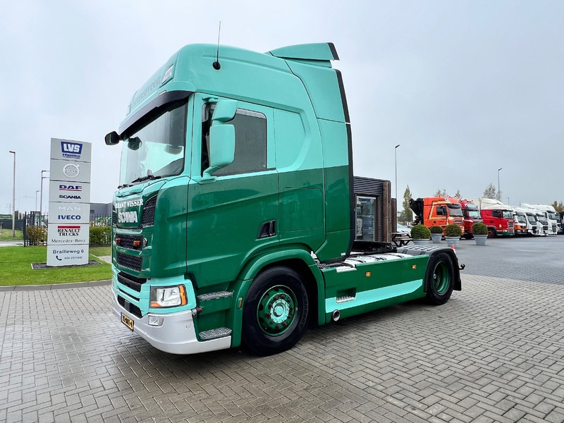 Scania R450 NGS 4x2 Trekker 2x Tank / Full Spoiler / Smarttachograaf - Sadulveok: pilt 1 Scania R450 NGS 4x2 Trekker 2x Tank / Full Spoiler / Smarttachograaf - Sadulveok: pilt 1