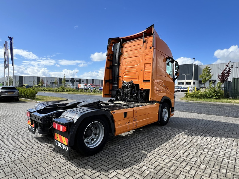 Volvo FH 420 4x2 Trekker Globetrotter / Chassis : KB - Sadulveok: pilt 5 Volvo FH 420 4x2 Trekker Globetrotter / Chassis : KB - Sadulveok: pilt 5
