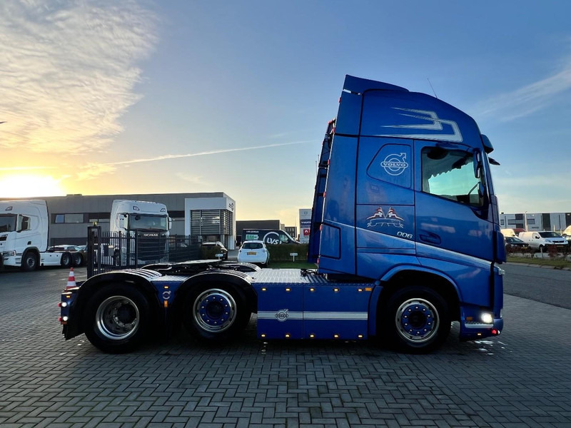 Volvo FH 500 6x2 vla trekker Globetrotter XL / Full Air / Stanclima / ADR EX/II, EX/III, AT, FL - Sadulveok: pilt 4 Volvo FH 500 6x2 vla trekker Globetrotter XL / Full Air / Stanclima / ADR EX/II, EX/III, AT, FL - Sadulveok: pilt 4