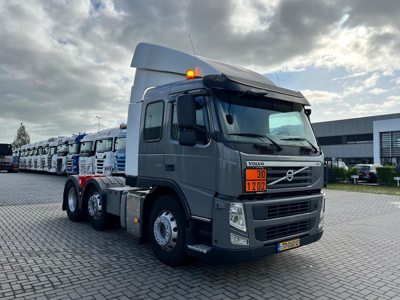 Volvo FM 410 6x2 Trekker ADR / Only 672.000km / Full Air / Euro 5 - Sadulveok: pilt 3 Volvo FM 410 6x2 Trekker ADR / Only 672.000km / Full Air / Euro 5 - Sadulveok: pilt 3