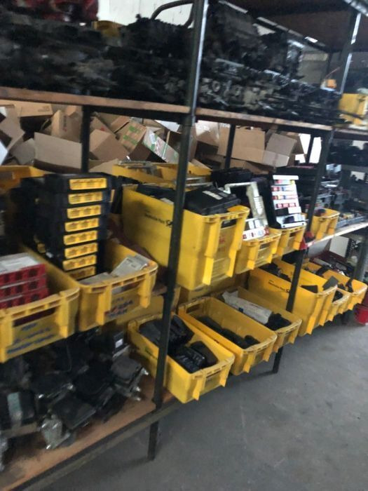 Calculator unitate de control motor ECU EDC Renault Premium / 02 - Mootori juhtimisseade - Veoauto: pilt 2 Calculator unitate de control motor ECU EDC Renault Premium / 02 - Mootori juhtimisseade - Veoauto: pilt 2