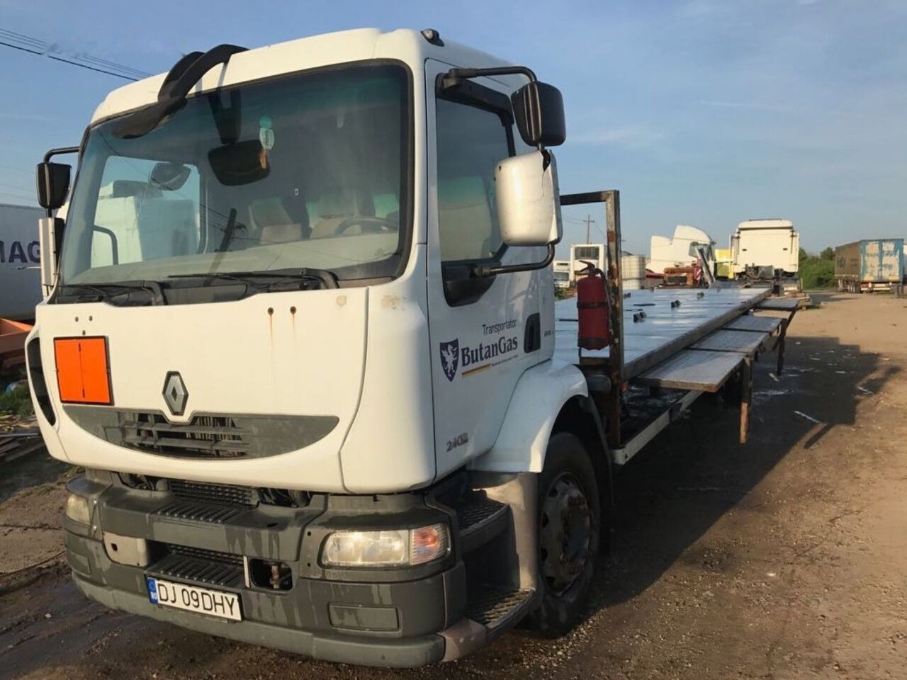 Renault Midlum DXI Adr Transport Butelii - Madelveok/ Platvormveok: pilt 1 Renault Midlum DXI Adr Transport Butelii - Madelveok/ Platvormveok: pilt 1