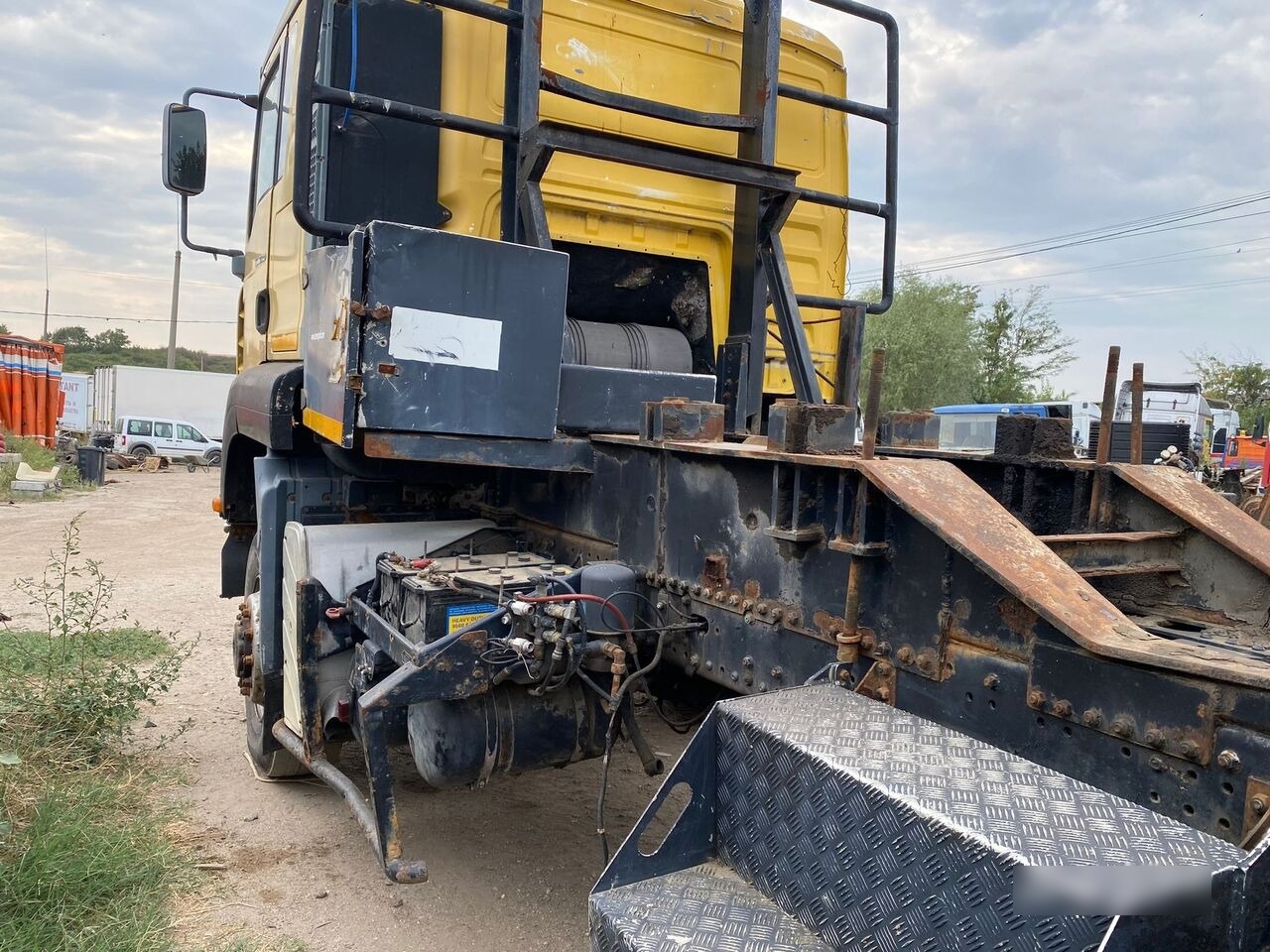 MAN TGA 4X4 18.410 - Sadulveok: pilt 2 MAN TGA 4X4 18.410 - Sadulveok: pilt 2