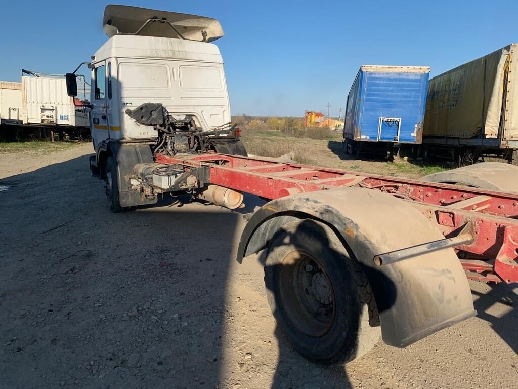 PIESE din dezmembrari RENAULT MIDLINER 210 160 150 180 150 170 4 - Varuosa - Veoauto: pilt 5 PIESE din dezmembrari RENAULT MIDLINER 210 160 150 180 150 170 4 - Varuosa - Veoauto: pilt 5