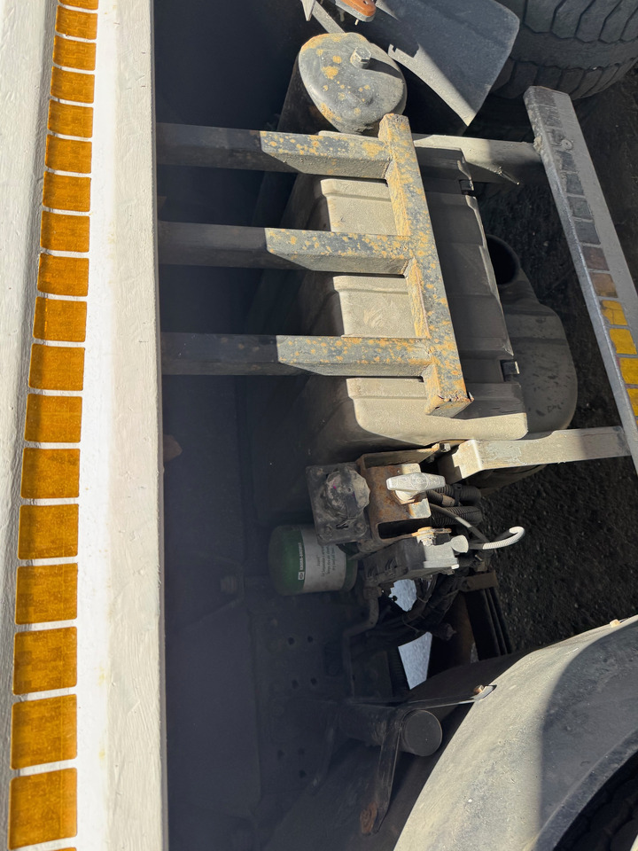 Veoauto IVECO EuroTrakker 410 2009 Euro 4 Cursor 13 Klima : Sasiu GROS , Multi: pilt 14