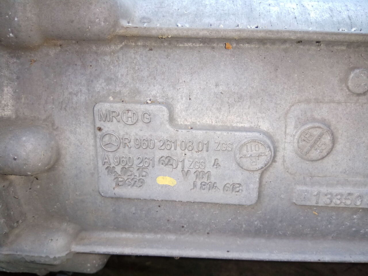 Daimler-Benz G211-12 715.352   Mercedes-Benz truck - Käigukast - Veoauto: pilt 2 Daimler-Benz G211-12 715.352   Mercedes-Benz truck - Käigukast - Veoauto: pilt 2