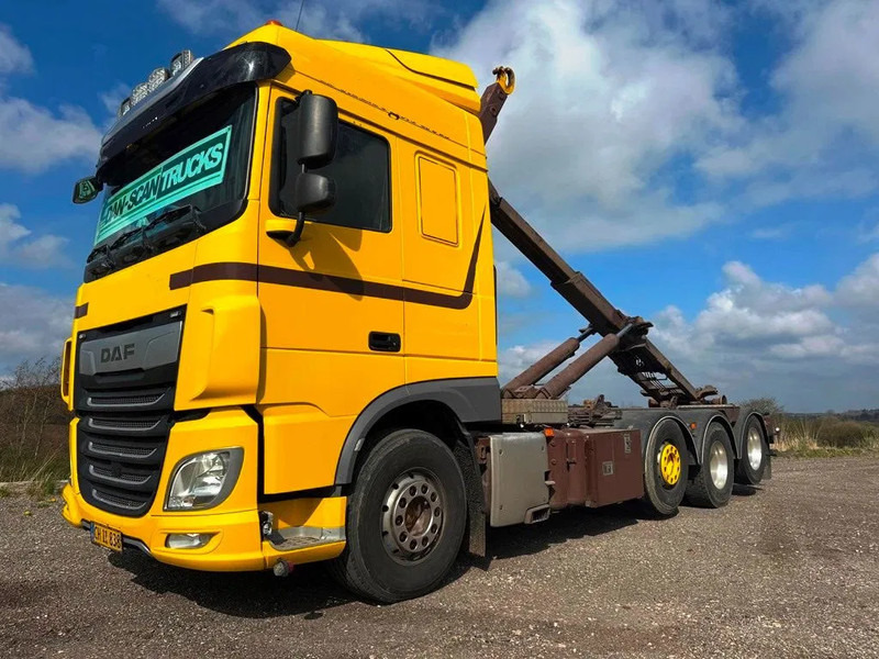 DAF XF 530 Hoglift with knæk arm. - Konkstõstukiga veoauto: pilt 1 DAF XF 530 Hoglift with knæk arm. - Konkstõstukiga veoauto: pilt 1