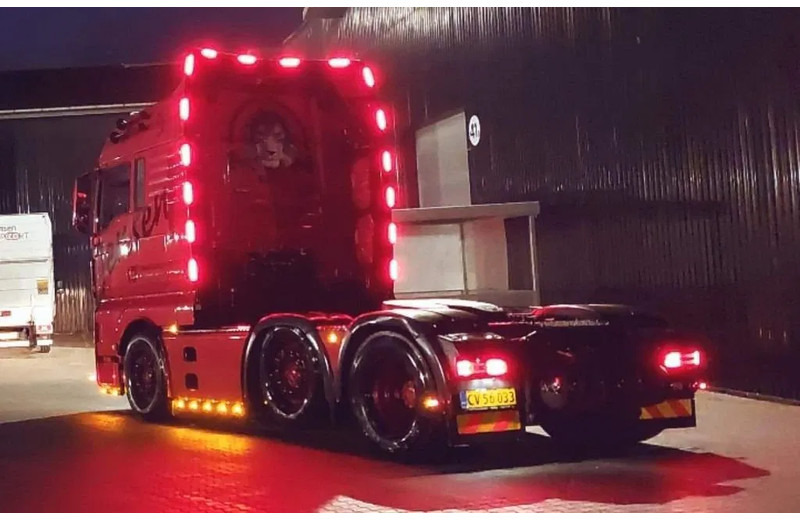 MAN TGX 26.510 2stk . Special interior. pusher 6x2/2. - Sadulveok: pilt 4 MAN TGX 26.510 2stk . Special interior. pusher 6x2/2. - Sadulveok: pilt 4