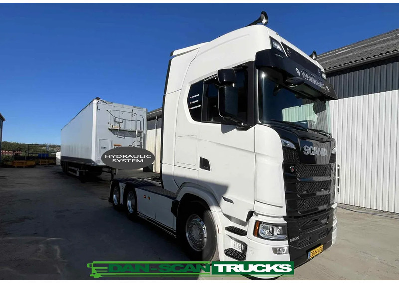 Scania 560S Super NGS SUPER .Air / Air suspension. hydr. system. - Sadulveok: pilt 2 Scania 560S Super NGS SUPER .Air / Air suspension. hydr. system. - Sadulveok: pilt 2