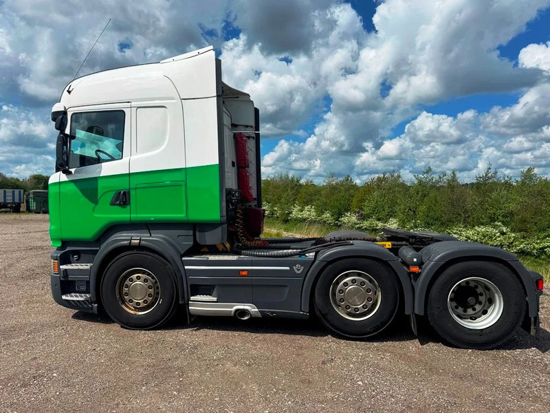 Scania R520 V8 ADR fuel transport. Twensteer. Air / Air suspension. V8 engine. Hydr. system - Sadulveok: pilt 5 Scania R520 V8 ADR fuel transport. Twensteer. Air / Air suspension. V8 engine. Hydr. system - Sadulveok: pilt 5