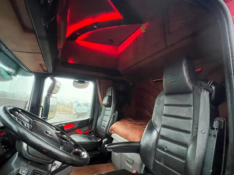 Scania R650 V8 NGS Scania 6x4 . Special Interior. . - Sadulveok: pilt 3 Scania R650 V8 NGS Scania 6x4 . Special Interior. . - Sadulveok: pilt 3