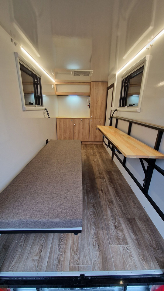 Everest MiniCamp przyczepa kempingowa Ciężarowa towarowa - Haagissuvila: pilt 3 Everest MiniCamp przyczepa kempingowa Ciężarowa towarowa - Haagissuvila: pilt 3