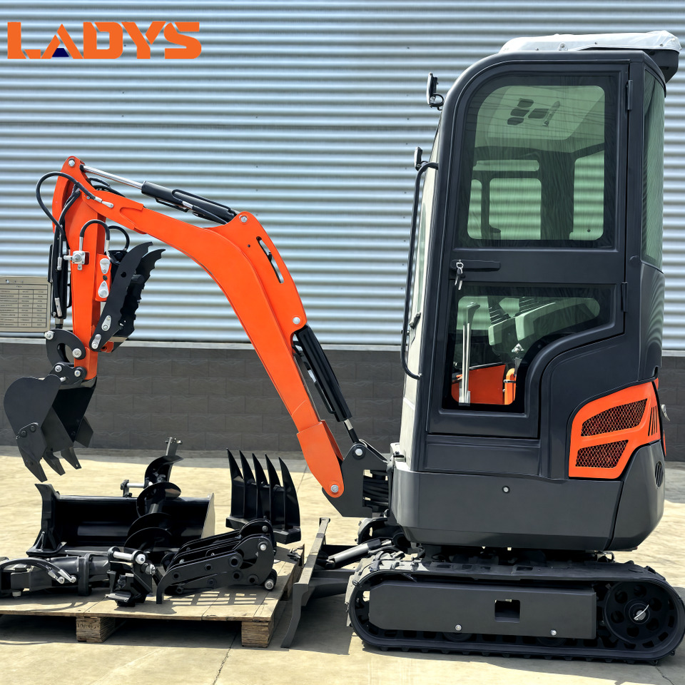 LADYS Mini Excavator CE Certification Kubota Engine(Factory Outlet) Mini Pelle Minibagger Minikoparka Miniexcavadora - Miniekskavaator: pilt 2 LADYS Mini Excavator CE Certification Kubota Engine(Factory Outlet) Mini Pelle Minibagger Minikoparka Miniexcavadora - Miniekskavaator: pilt 2