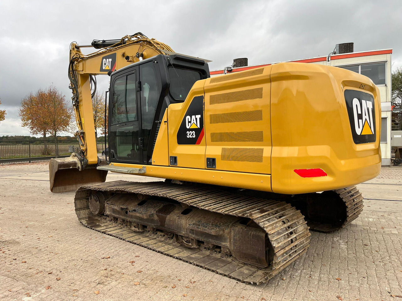 Caterpillar 323 07A - Lintekskavaator: pilt 1 Caterpillar 323 07A - Lintekskavaator: pilt 1