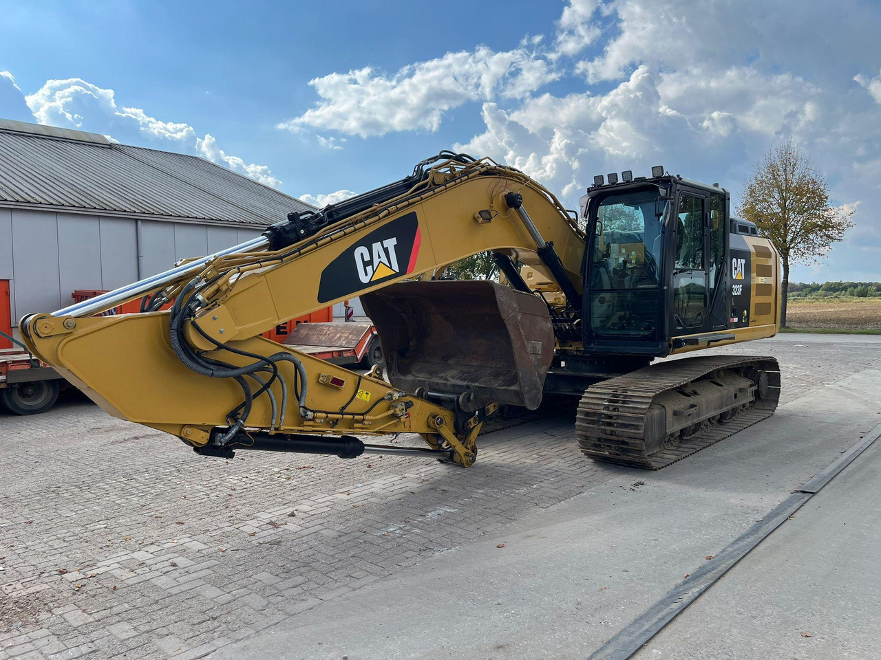 Caterpillar 323FL - Lintekskavaator: pilt 5 Caterpillar 323FL - Lintekskavaator: pilt 5